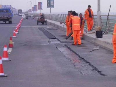 雲南省昭通市永（yǒng）善縣承（chéng）建公路路麵修補項目